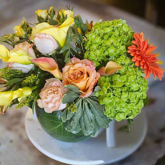 Handcrafted floral bouquet from Rose & Thorn Florist, available in multiple sizes including Standard, Deluxe, and Premium. Fresh flower delivery in Scottsdale, Paradise Valley & Phoenix.