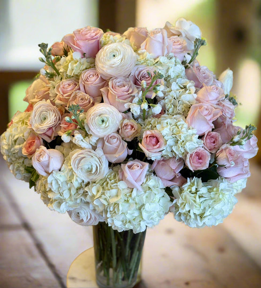 “Luxurious Love Bouquet”  : IN 53