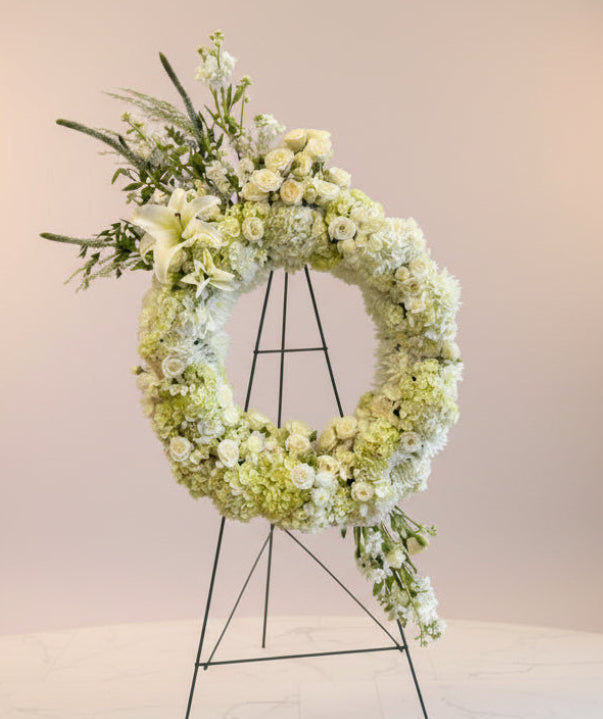 Custom Tribute Standing Wreath  IN 200