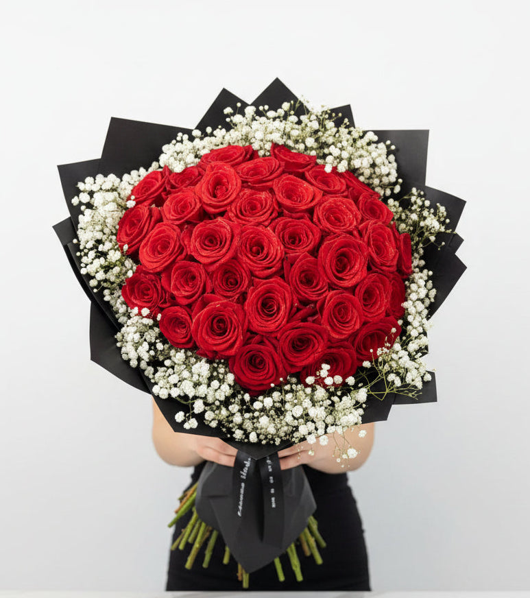 A bouquet of red roses